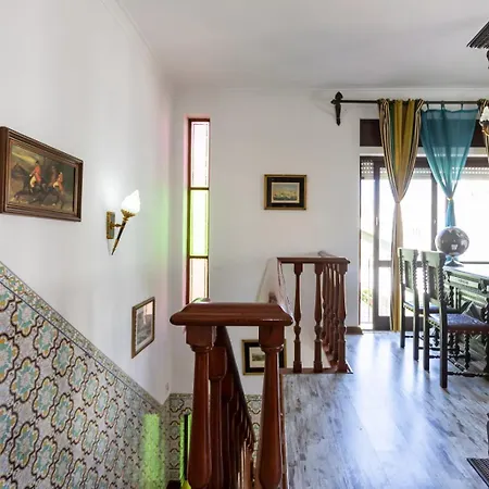 The Whole Villa, Near A Large Park And A Quiet Beach *