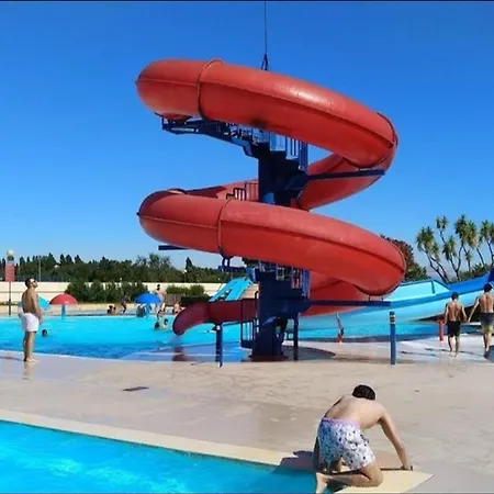 The Whole Villa, Near A Large Park And A Quiet Beach Vila Barreiro (Setubal)