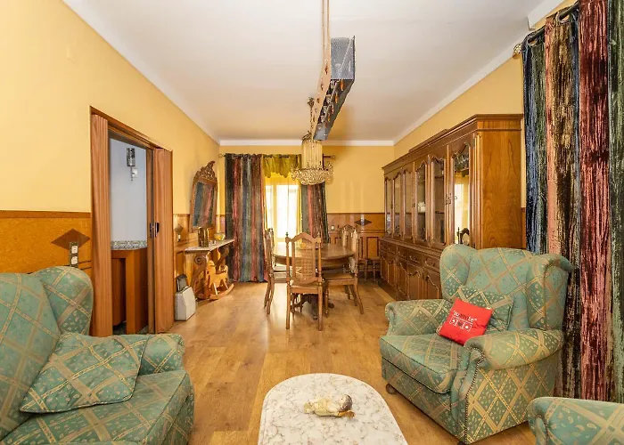 The Whole Villa, Near A Large Park And A Quiet Beach * Баррейру