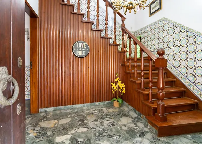 The Whole Villa, Near A Large Park And A Quiet Beach *
