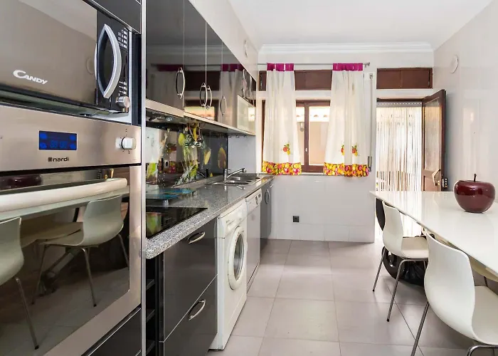 Вилла The Whole Villa, Near A Large Park And A Quiet Beach *